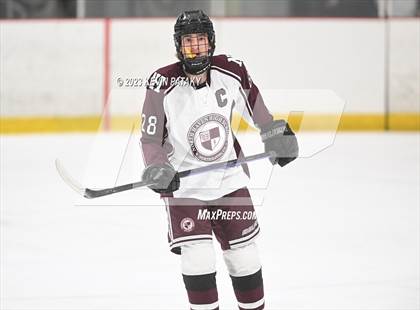 Thumbnail 1 in Watertown/Pomperaug @ North Haven photogallery.