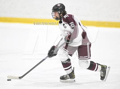 Thumbnail 1 in Watertown/Pomperaug @ North Haven photogallery.