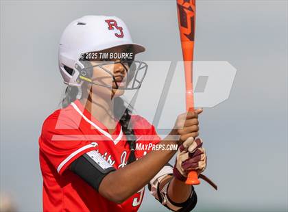 Thumbnail 1 in Regis Jesuit @ Mountain Vista photogallery.