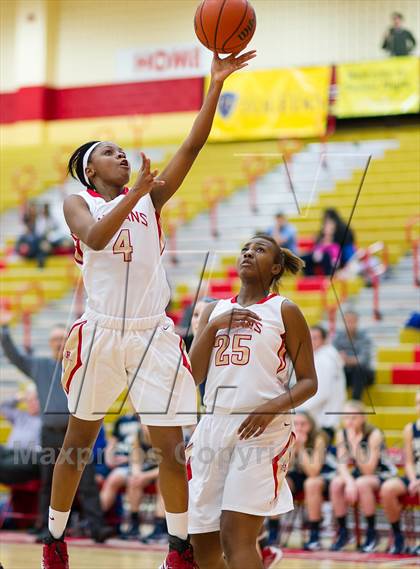 Thumbnail 1 in Franklin Regional vs. Penn Hills photogallery.