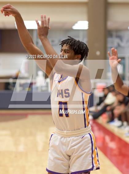 Thumbnail 1 in Paetow vs Richardson (McDonald's Texas Invitational) photogallery.
