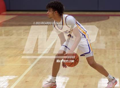 Thumbnail 1 in Paetow vs Richardson (McDonald's Texas Invitational) photogallery.