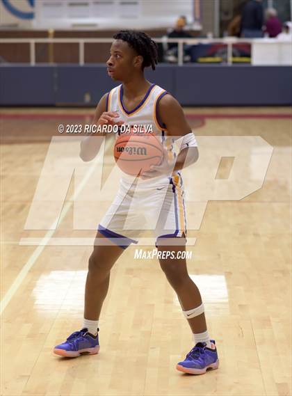 Thumbnail 2 in Paetow vs Richardson (McDonald's Texas Invitational) photogallery.