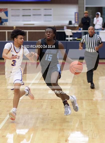 Thumbnail 2 in Paetow vs Richardson (McDonald's Texas Invitational) photogallery.
