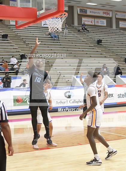 Thumbnail 2 in Paetow vs Richardson (McDonald's Texas Invitational) photogallery.