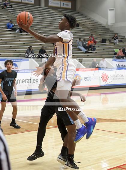Thumbnail 1 in Paetow vs Richardson (McDonald's Texas Invitational) photogallery.