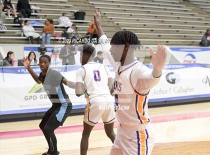 Thumbnail 1 in Paetow vs Richardson (McDonald's Texas Invitational) photogallery.
