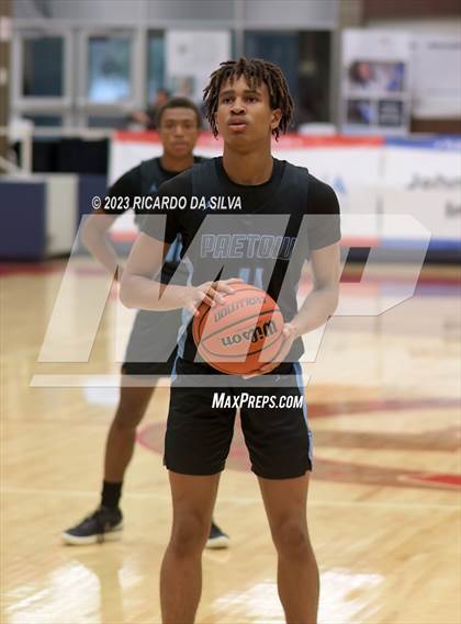 Thumbnail 2 in Paetow vs Richardson (McDonald's Texas Invitational) photogallery.