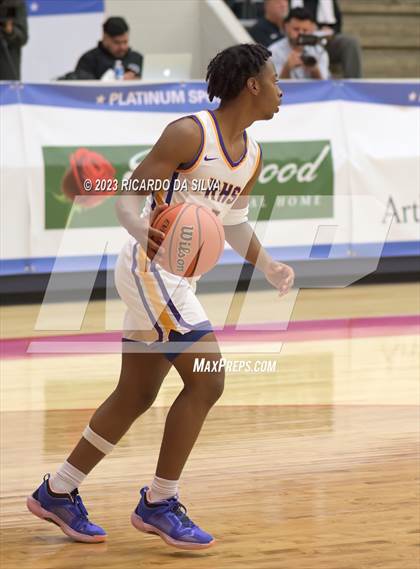 Thumbnail 2 in Paetow vs Richardson (McDonald's Texas Invitational) photogallery.