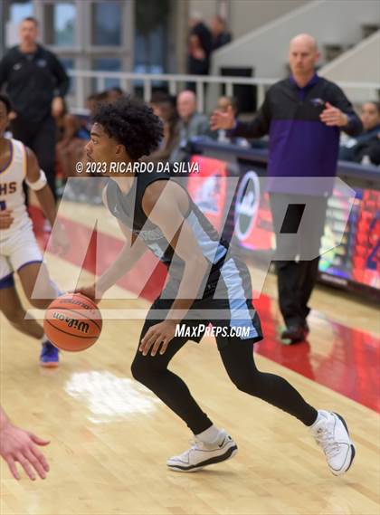 Thumbnail 2 in Paetow vs Richardson (McDonald's Texas Invitational) photogallery.