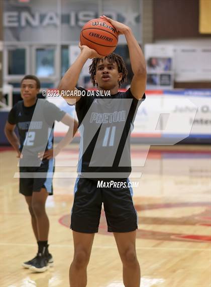 Thumbnail 3 in Paetow vs Richardson (McDonald's Texas Invitational) photogallery.