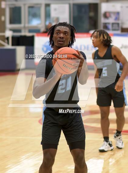 Thumbnail 3 in Paetow vs Richardson (McDonald's Texas Invitational) photogallery.