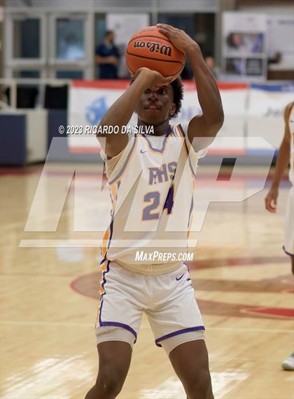 Thumbnail 1 in Paetow vs Richardson (McDonald's Texas Invitational) photogallery.