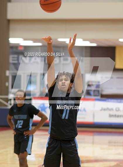 Thumbnail 1 in Paetow vs Richardson (McDonald's Texas Invitational) photogallery.