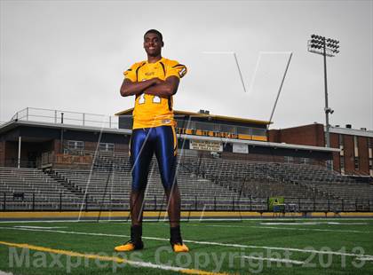 Thumbnail 3 in Elijah Staley (Reebok Dynamic Athlete) photogallery.