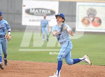 Thumbnail 1 in Gahr vs. La Jolla Country Day (National Classic) photogallery.