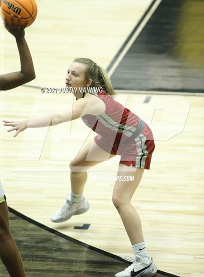 Thumbnail 3 in Jonesboro vs. Beebe (AAA 5A First Round Playoff) photogallery.