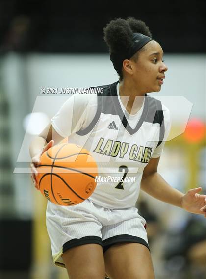 Thumbnail 1 in Jonesboro vs. Beebe (AAA 5A First Round Playoff) photogallery.