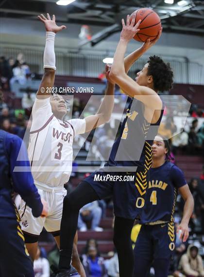 Thumbnail 3 in O'Fallon @ Belleville West photogallery.