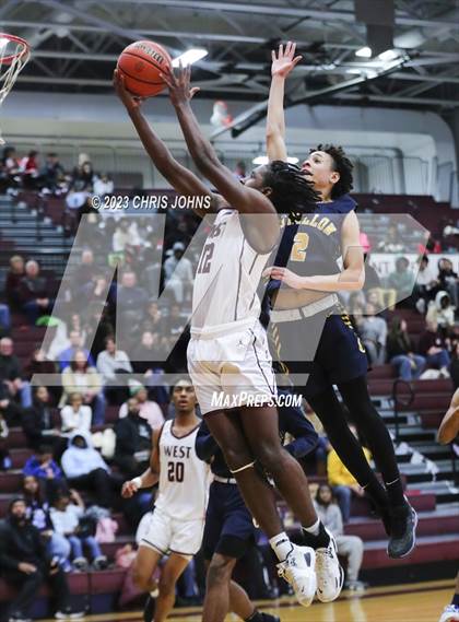 Thumbnail 2 in O'Fallon @ Belleville West photogallery.