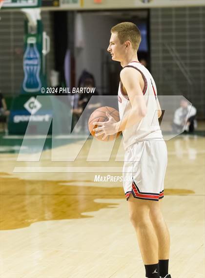 Thumbnail 3 in Federal Hocking vs. Fairfield (OHSAA Division IV District Final) photogallery.