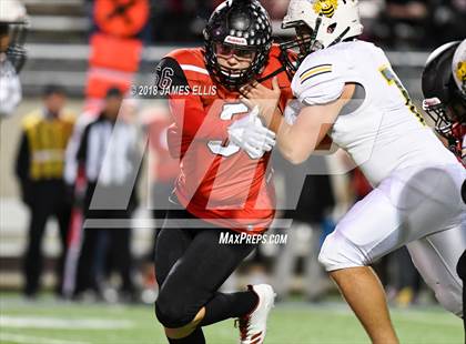 Thumbnail 3 in West vs. Little River Academy (UIL 3A-1 Region III  Bi-District Final) photogallery.