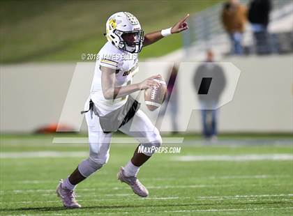 Thumbnail 3 in West vs. Little River Academy (UIL 3A-1 Region III  Bi-District Final) photogallery.