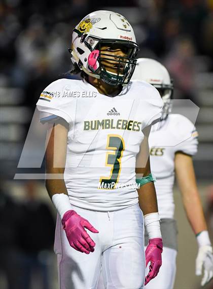 Thumbnail 3 in West vs. Little River Academy (UIL 3A-1 Region III  Bi-District Final) photogallery.