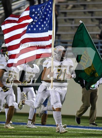 Thumbnail 3 in West vs. Little River Academy (UIL 3A-1 Region III  Bi-District Final) photogallery.