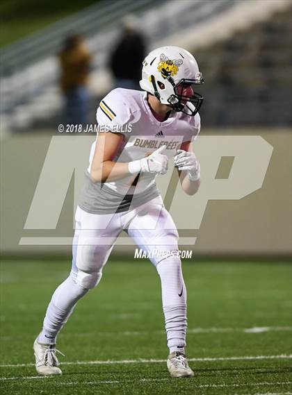 Thumbnail 2 in West vs. Little River Academy (UIL 3A-1 Region III  Bi-District Final) photogallery.