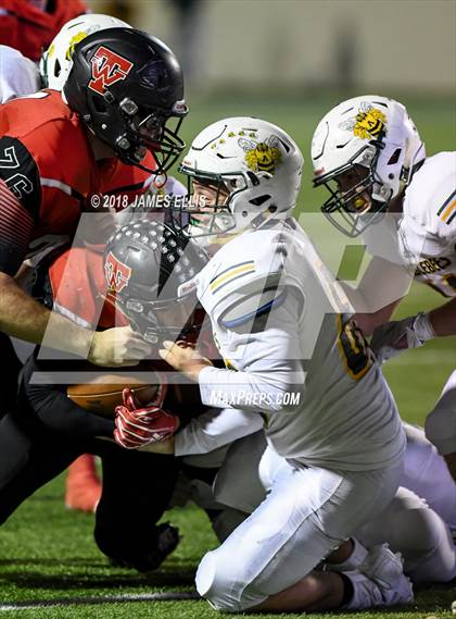 Thumbnail 3 in West vs. Little River Academy (UIL 3A-1 Region III  Bi-District Final) photogallery.