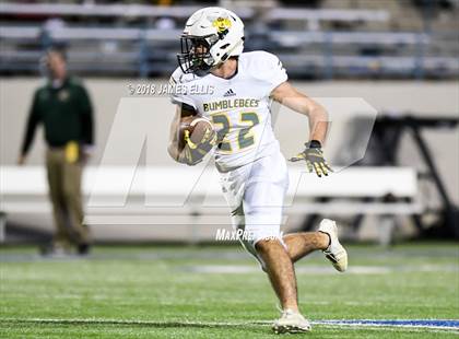 Thumbnail 2 in West vs. Little River Academy (UIL 3A-1 Region III  Bi-District Final) photogallery.
