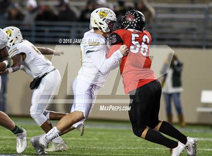 Thumbnail 2 in West vs. Little River Academy (UIL 3A-1 Region III  Bi-District Final) photogallery.