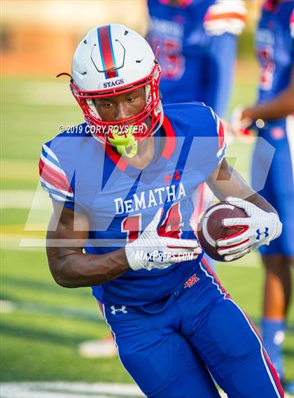 Thumbnail 1 in Imhotep Charter @ DeMatha photogallery.