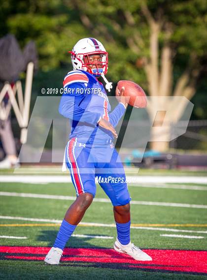 Thumbnail 3 in Imhotep Charter @ DeMatha photogallery.