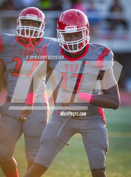 Thumbnail 3 in Imhotep Charter @ DeMatha photogallery.