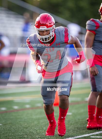 Thumbnail 1 in Imhotep Charter @ DeMatha photogallery.