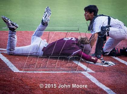 Thumbnail 3 in Shallowater vs Littlefield (UIL 3A Regional Final) photogallery.