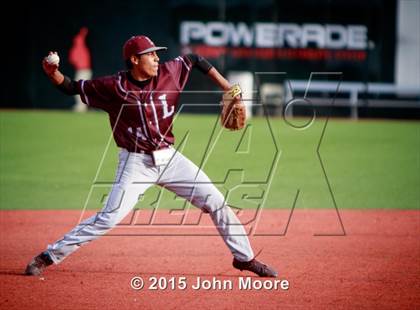 Thumbnail 1 in Shallowater vs Littlefield (UIL 3A Regional Final) photogallery.