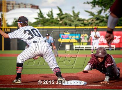 Thumbnail 2 in Shallowater vs Littlefield (UIL 3A Regional Final) photogallery.