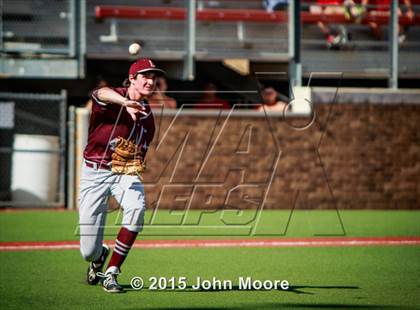 Thumbnail 3 in Shallowater vs Littlefield (UIL 3A Regional Final) photogallery.