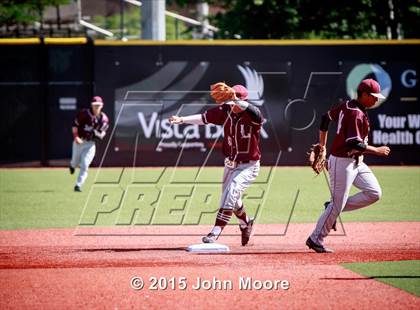 Thumbnail 2 in Shallowater vs Littlefield (UIL 3A Regional Final) photogallery.
