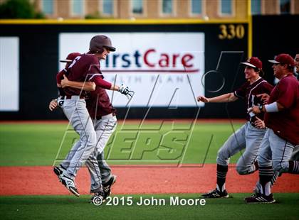 Thumbnail 3 in Shallowater vs Littlefield (UIL 3A Regional Final) photogallery.