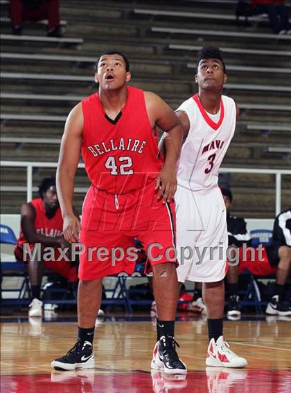 Thumbnail 3 in Manvel vs. Bellaire (McDonald's Texas Invitational)  photogallery.