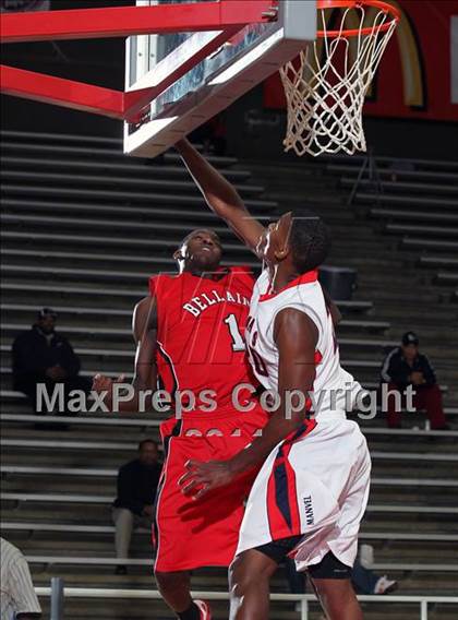 Thumbnail 1 in Manvel vs. Bellaire (McDonald's Texas Invitational)  photogallery.