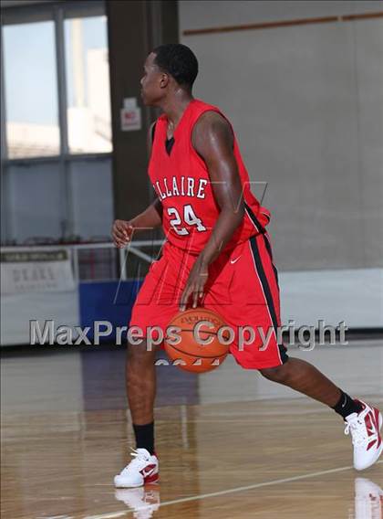 Thumbnail 3 in Manvel vs. Bellaire (McDonald's Texas Invitational)  photogallery.