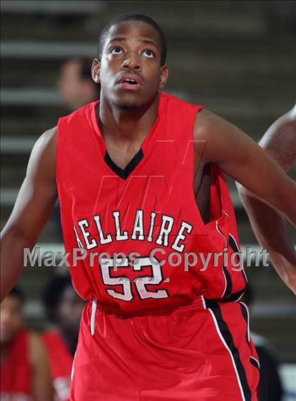 Thumbnail 1 in Manvel vs. Bellaire (McDonald's Texas Invitational)  photogallery.