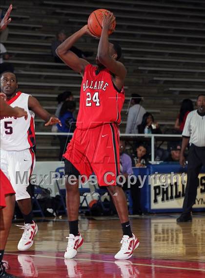 Thumbnail 1 in Manvel vs. Bellaire (McDonald's Texas Invitational)  photogallery.