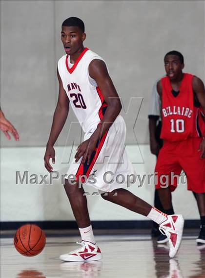 Thumbnail 2 in Manvel vs. Bellaire (McDonald's Texas Invitational)  photogallery.