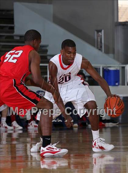 Thumbnail 1 in Manvel vs. Bellaire (McDonald's Texas Invitational)  photogallery.